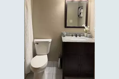 2678 Woodview Court #2678, Waukegan, IL 60087 - Photo 10