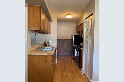 2678 Woodview Court #2678, Waukegan, IL 60087 - Photo 6