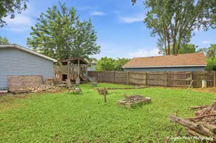 122 Hickory St, Mundelein, IL 60060 - Photo 28