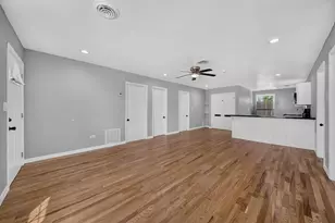 1520 Congress Ln, Ford Heights, IL 60411 - Photo 6