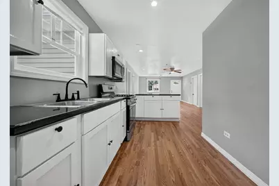1520 Congress Lane, Ford Heights, IL 60411 - Photo 8