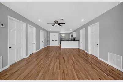 1520 Congress Lane, Ford Heights, IL 60411 - Photo 4