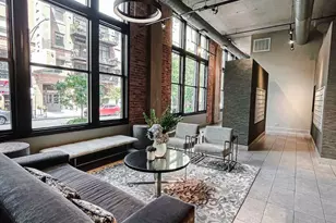 411 W Ontario St, Chicago, IL 60654 - Photo 2