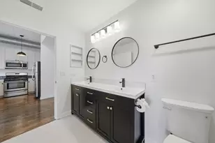 1155 W Madison St, Chicago, IL 60607 - Photo 32