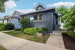 1116 S Harvey Ave, Oak Park, IL 60304 - Photo 1