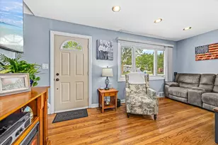 817 S Spring Rd, Elmhurst, IL 60126 - Photo 12