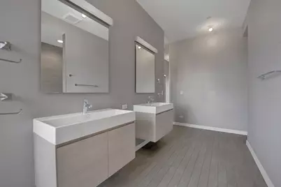 2639 N Hamlin Avenue, Chicago, IL 60647 - Photo 18