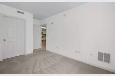 891 Central Avenue #336, Highland Park, IL 60035 - Photo 10