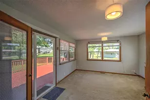 1130 S Wildwood Dr, Mt. Zion, IL 62549 - Photo 4