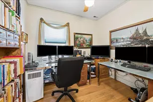 5725 N Sacramento Ave, Chicago, IL 60659 - Photo 12
