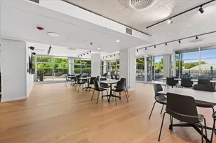 4250 N Marine Dr, Chicago, IL 60613 - Photo 22