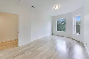 5714 S Prairie Ave, Chicago, IL 60637 - Photo 12