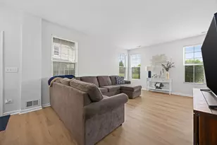 25025 Clare Cir, Manhattan, IL 60442 - Photo 18
