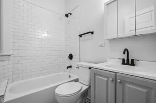 3751 N Clifton Ave, Chicago, IL 60613 - Photo 10