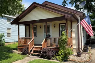 214 E Seminole St, Dwight, IL 60420 - Photo 1