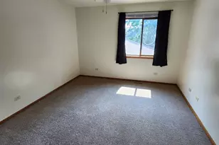 765 Washington St, Woodstock, IL 60098 - Photo 8