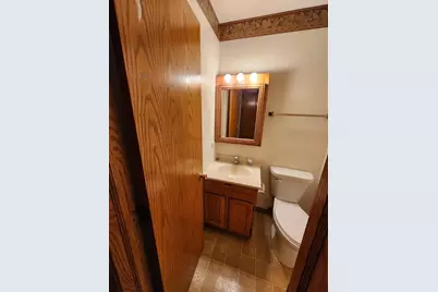 765 Washington Street, Woodstock, IL 60098 - Photo 10