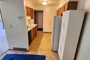 765 Washington St, Woodstock, IL 60098 - Photo 4