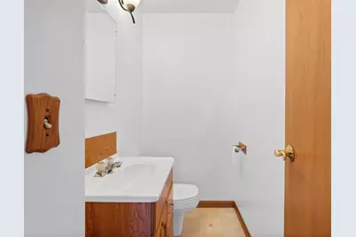 818 Leahy Circle, Des Plaines, IL 60016 - Photo 20