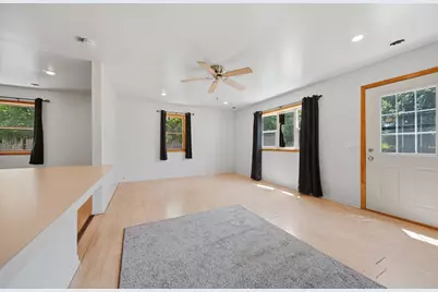 200 W 15th Street, Rock Falls, IL 61071 - Photo 6
