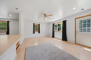 200 W 15th St, Rock Falls, IL 61071 - Photo 6