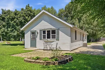 200 W 15th Street, Rock Falls, IL 61071 - Photo 1
