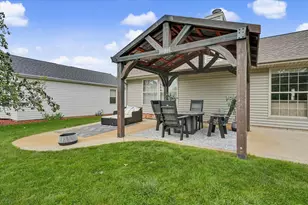 3701 Englewood Dr, Champaign, IL 61822 - Photo 28