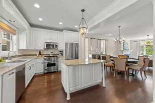 460 Pennsylvania Ave, Glen Ellyn, IL 60137 - Photo 12