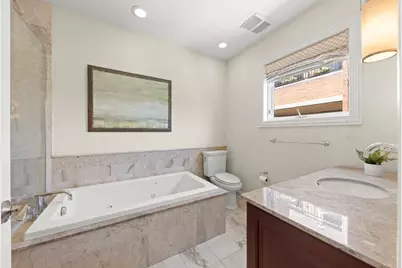 460 Pennsylvania Avenue #C, Glen Ellyn, IL 60137 - Photo 22