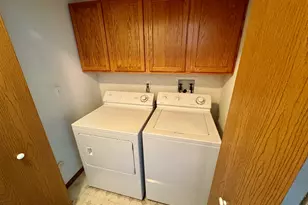 38 Silver Trail, North Aurora, IL 60542 - Photo 8