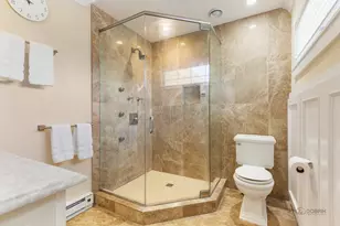 228 Southridge Dr, Gurnee, IL 60031 - Photo 34
