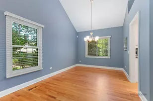 228 Southridge Dr, Gurnee, IL 60031 - Photo 10