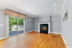 228 Southridge Dr, Gurnee, IL 60031 - Photo 14