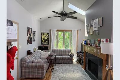1444 W Walton Street #3, Chicago, IL 60642 - Photo 2