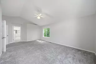 259 Pembrook Ln, Mundelein, IL 60060 - Photo 20
