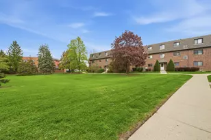 116 Steeple Dr, Buffalo Grove, IL 60089 - Photo 14