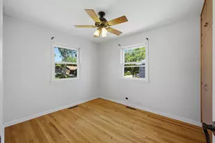 219 N Berteau Ave, Bartlett, IL 60103 - Photo 18