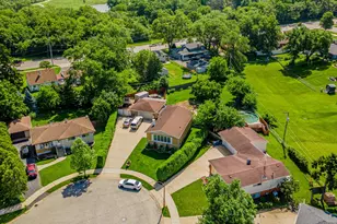 433 E Cherry Hill Dr, Addison, IL 60101 - Photo 32