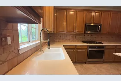 572 E Delgado Drive, Palatine, IL 60074 - Photo 12