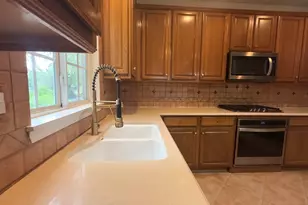 572 E Delgado Dr, Palatine, IL 60074 - Photo 12