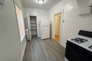 2109 Grove Ave, Berwyn, IL 60402 - Photo 8