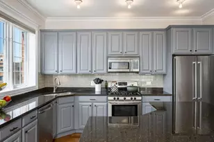 1453 W Irving Park Rd, Chicago, IL 60613 - Photo 12