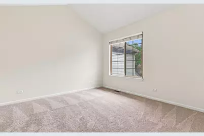 1509 N Saint Marks Place, Palatine, IL 60067 - Photo 10