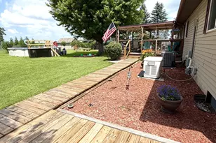 110 N Seigel St, Lostant, IL 61334 - Photo 32
