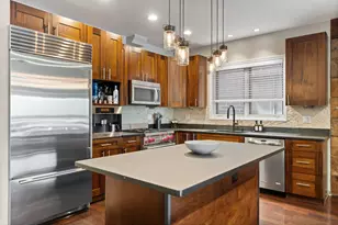 1461 W Grand Ave, Chicago, IL 60642 - Photo 8