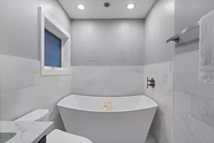 1461 W Grand Ave, Chicago, IL 60642 - Photo 16