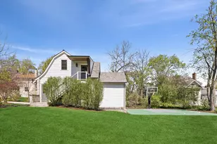 281 Forest Ave, Glen Ellyn, IL 60137 - Photo 54