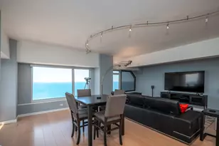 175 E Delaware Pl, Chicago, IL 60611 - Photo 12