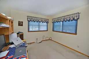 749 Fort St, Ottawa, IL 61350 - Photo 10