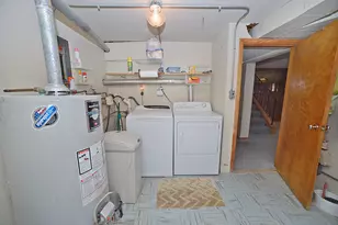 749 Fort St, Ottawa, IL 61350 - Photo 16